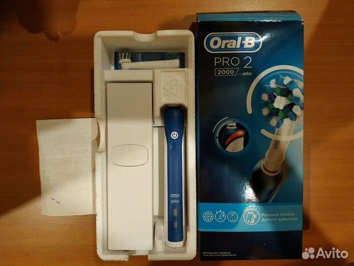Braun Oral-B PRO 2 2000 Новая