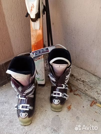 Горные лыжи с ботинками три комплекта
