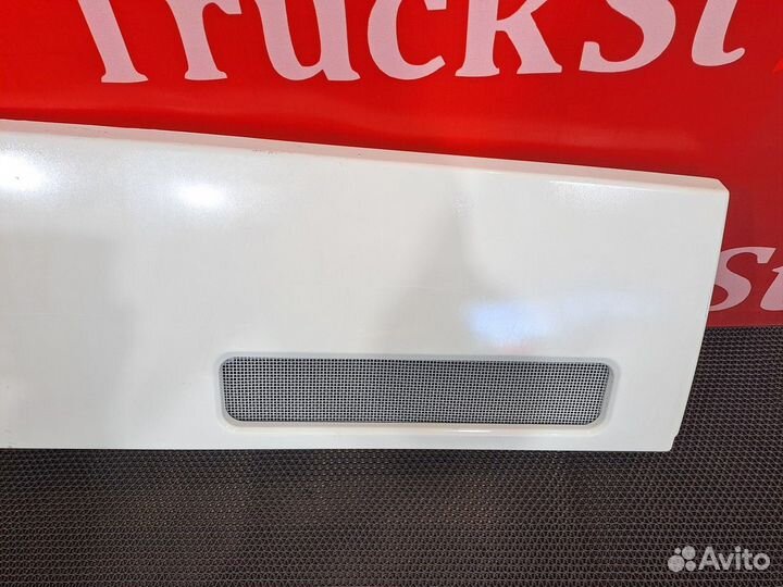 Спойлер кабины боковой правый Daf XF105