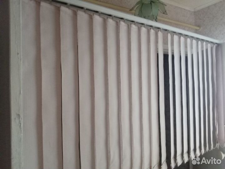Жалюзи вертикальные б/у 1,70х90
