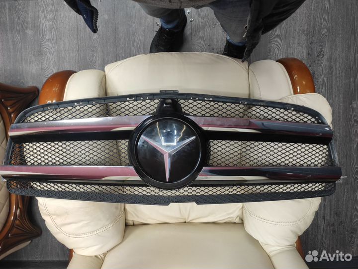 Решетка радиатора Mercedes GL X166