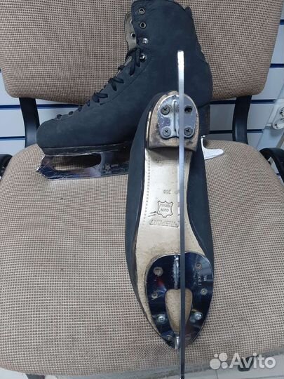 Коньки фигурные бу