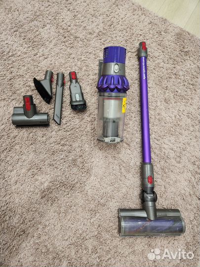 Пылесос Dyson v10 absolute