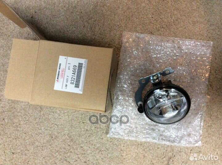 Птф передняя 8321A669 mitsubishi