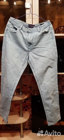 Джинсы женские