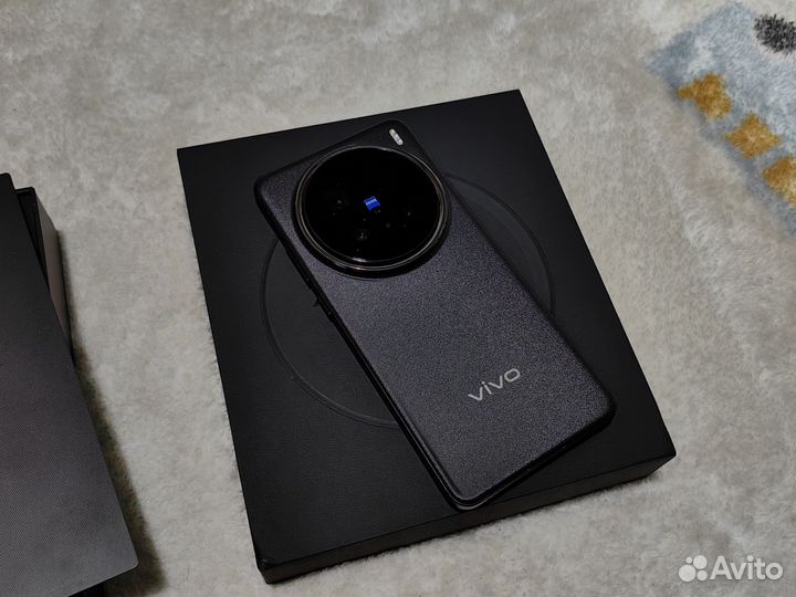 Vivo X200 Pro, 12/256 ГБ