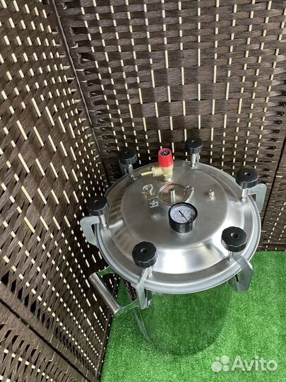 Автоклав с струбцинным креплением 36л