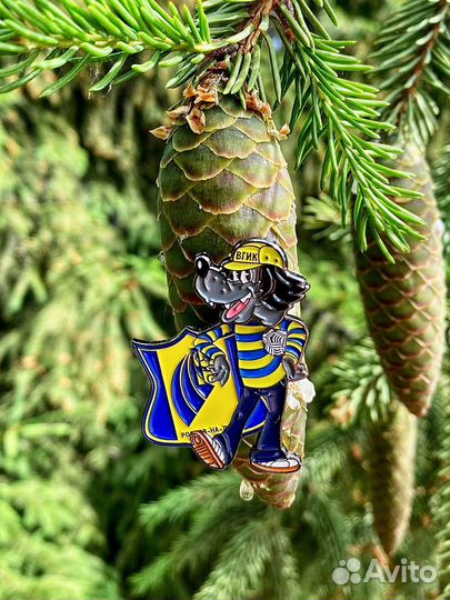 Значок волк из Ну Погоди & Комличенко фк Ростов