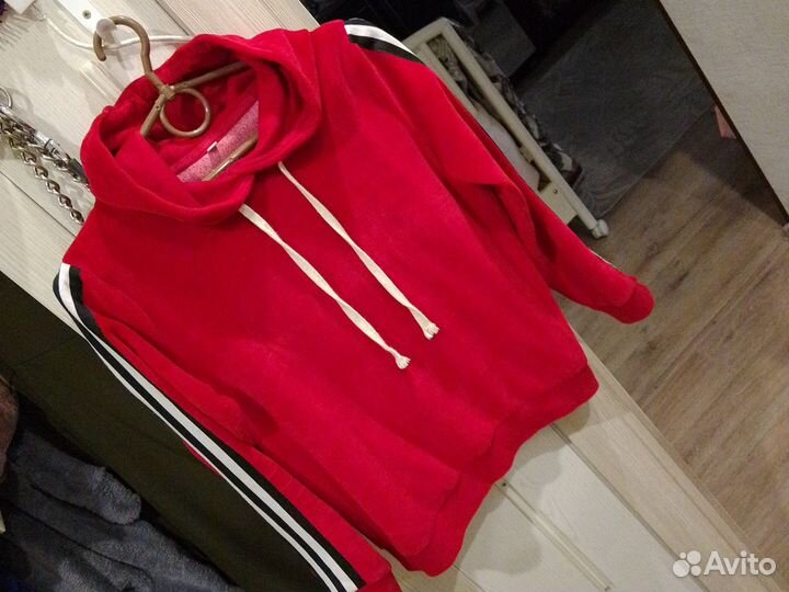 Спортивный костюм