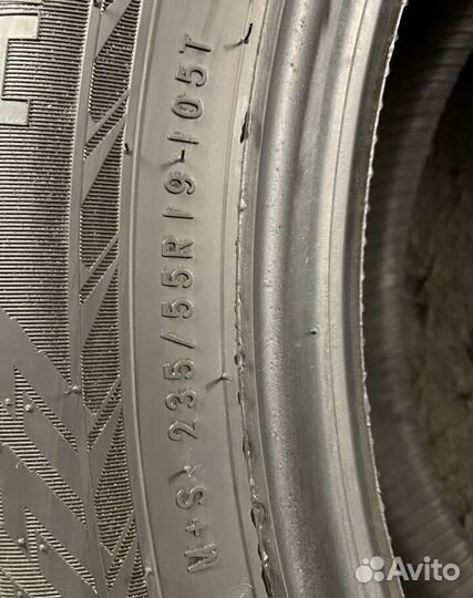 Nokian Tyres Hakkapeliitta 10p SUV 235/55 R19