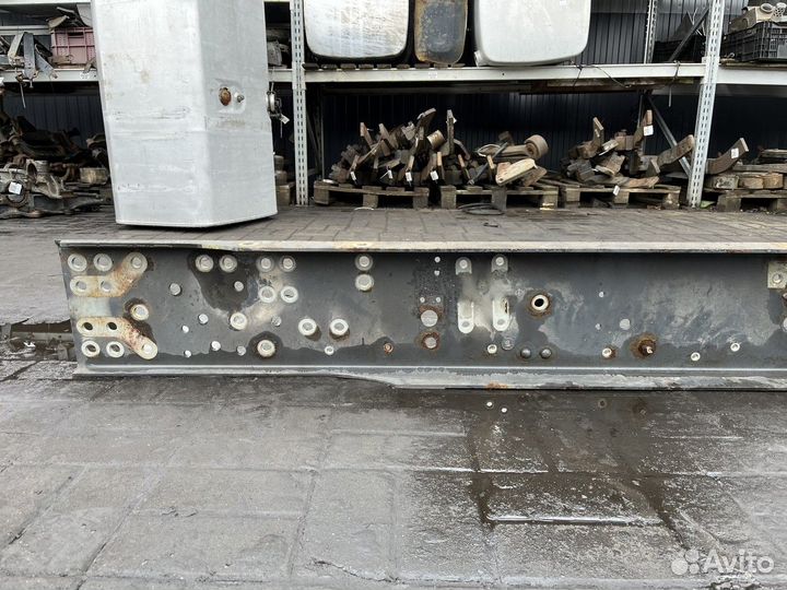 301015 Лонжерон рамы левый Daf XF105