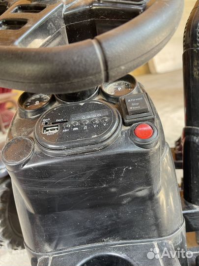 Детский трактор