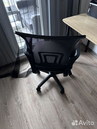 Компьютерное кресло