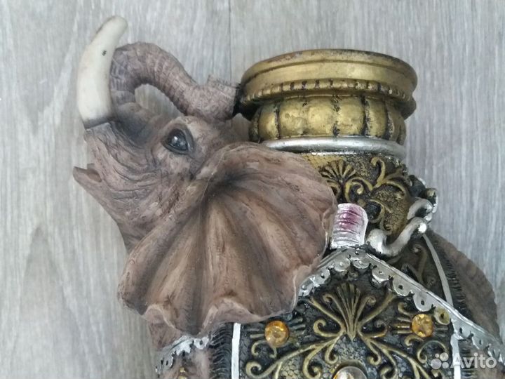 Тяжёлая фигурка-копилка 