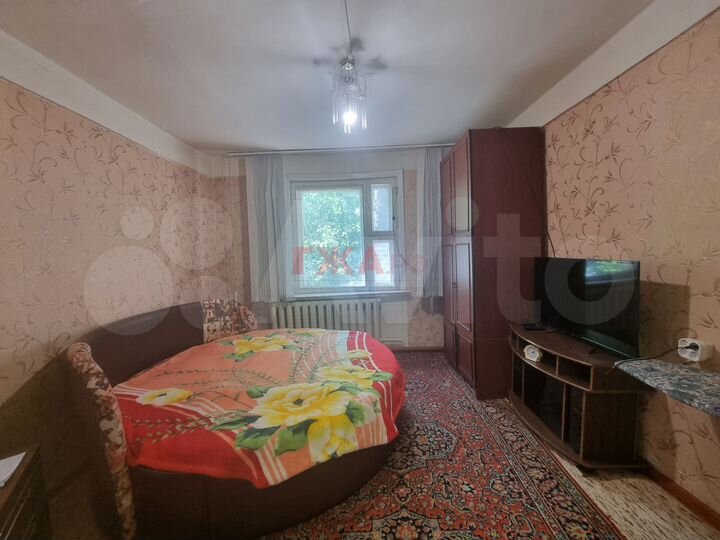 2-к. квартира, 56 м², 1/2 эт.
