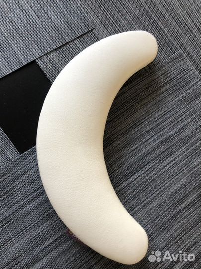 Маникюрные подставки для рук