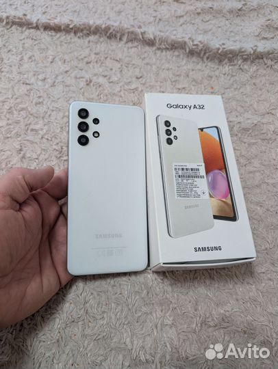 Samsung Galaxy A32, 4/64 ГБ