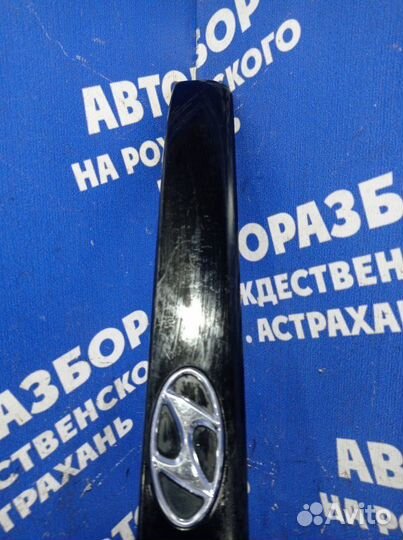 Накладка крышки багажника Hyundai Accent седан