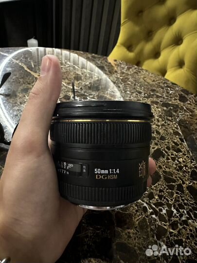 Объектив Sigma 1.4 canon 50mm