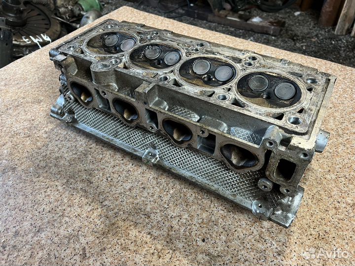 Головка блока цилиндров волга Chrysler 31105