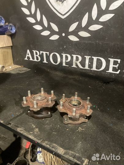 Ступицы задние Mitsubishi Раjеrо 4