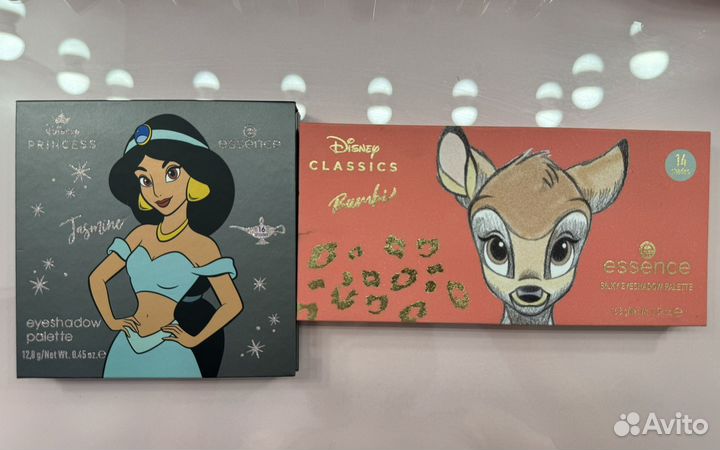 Палетки теней essence Disney
