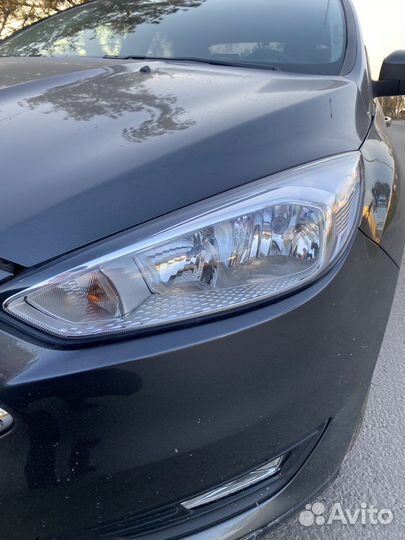Левая фара Ford focus 3 (рестайлинг) 2016г