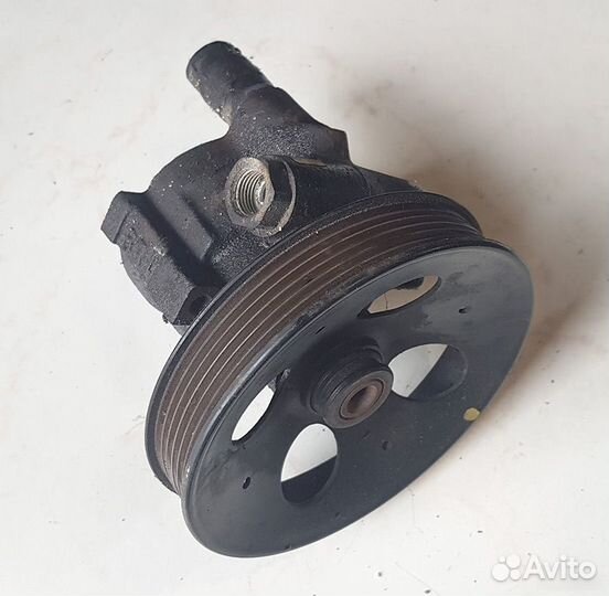 Opel Frontera A Насос гур 26046426 X22XE