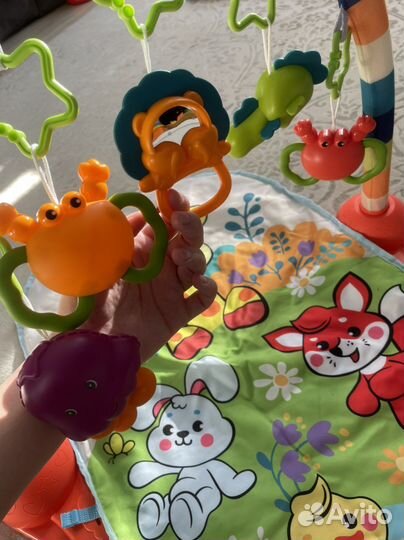 Детский игровой коврик Жирафики с пианино