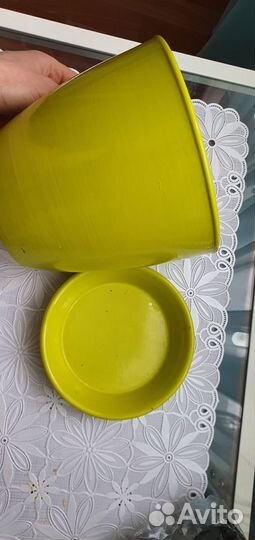 Горшок для цветов зеленый