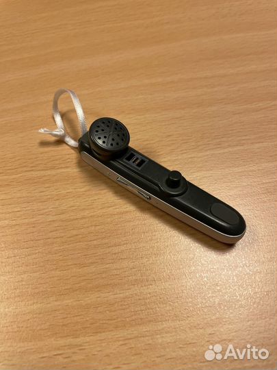 Bluetooth гарнитура Sony Ericsson HBH-608