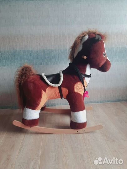 Детская качалка лошадь