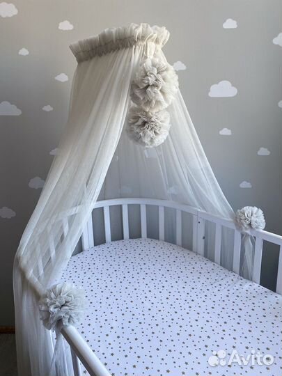 Балдахины серые, светло-розовые и шоколадные