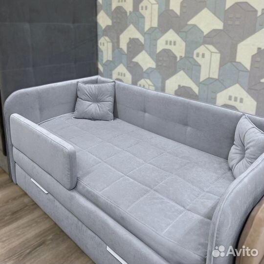 Детская кровать диван