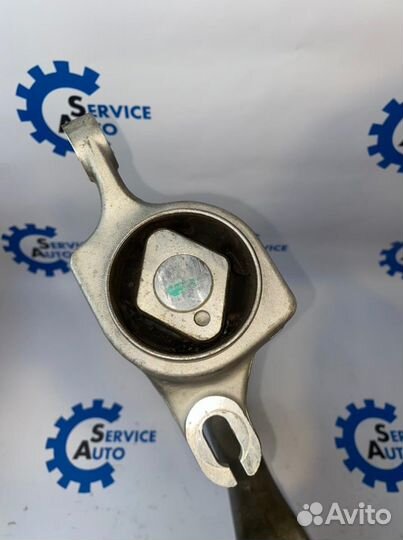 Mercedes ML w166 GL GLS x166 Рычаг правый нижний