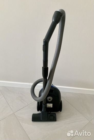 Пылесос Samsung Easy 1500W