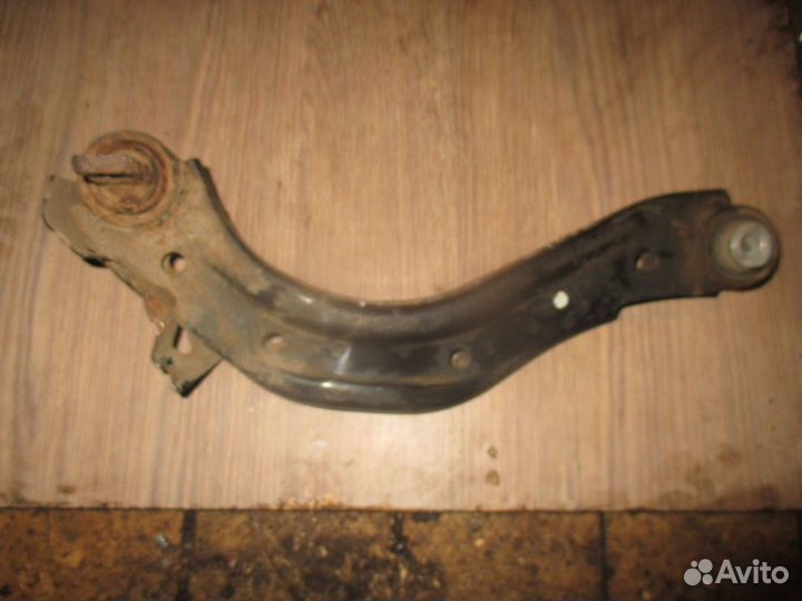 Рычаги подвески задний правый верхний
