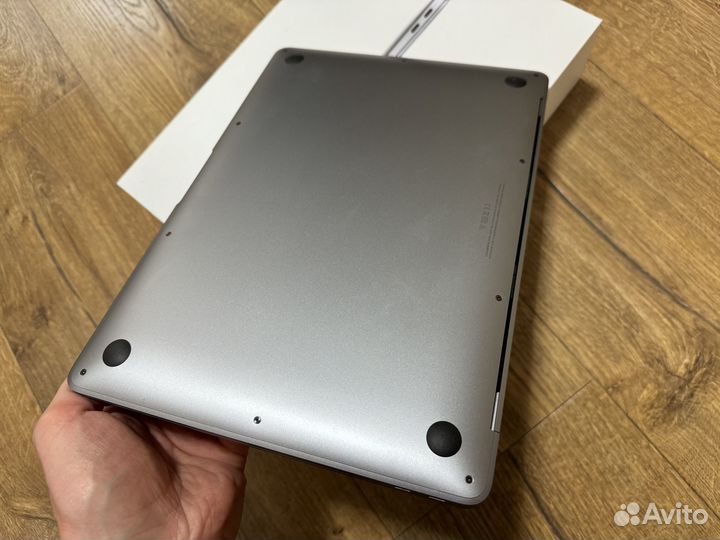 Macbook Air 13 m1 2024 256gb