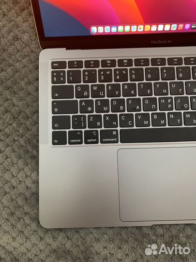 Apple MacBook Air 13/256/8/i3 2020 + Apple Mouse 1