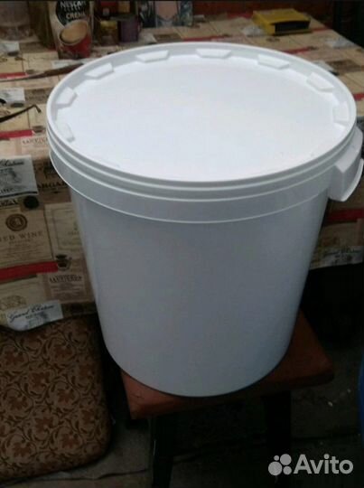Ведро пластиковое с крышкой 30 литров