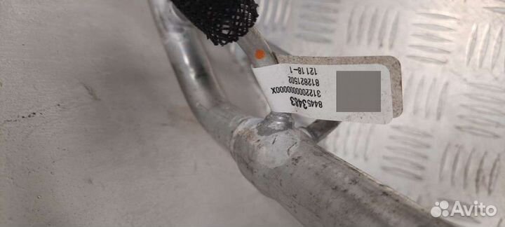 Трубка кондиционера Chevrolet Equinox 3 2019