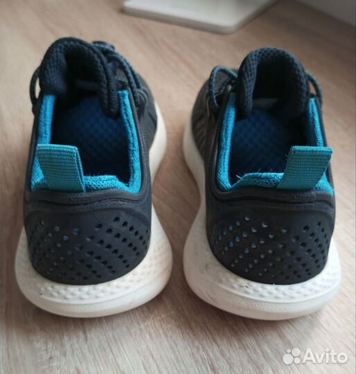 Кроссовки crocs c12