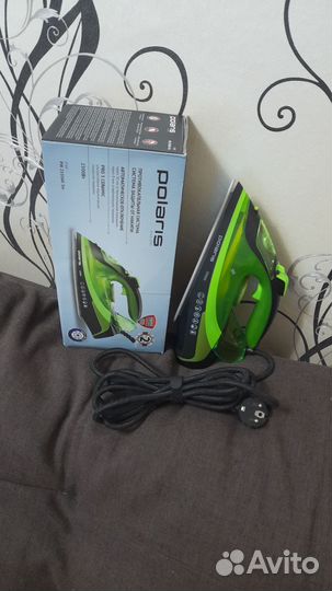 Утюг Поларис 2550