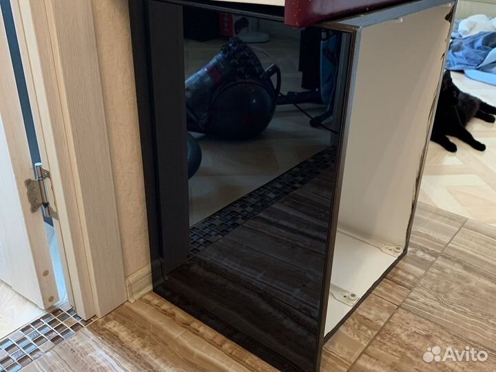 Тумба прикроватная