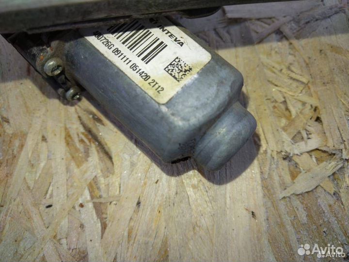 Стеклоподъемник электро задний левый Renault Logan