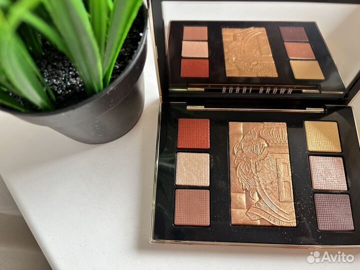 Bobbi brown палетка