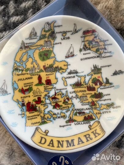 Сувенирные тарелки из разных стран