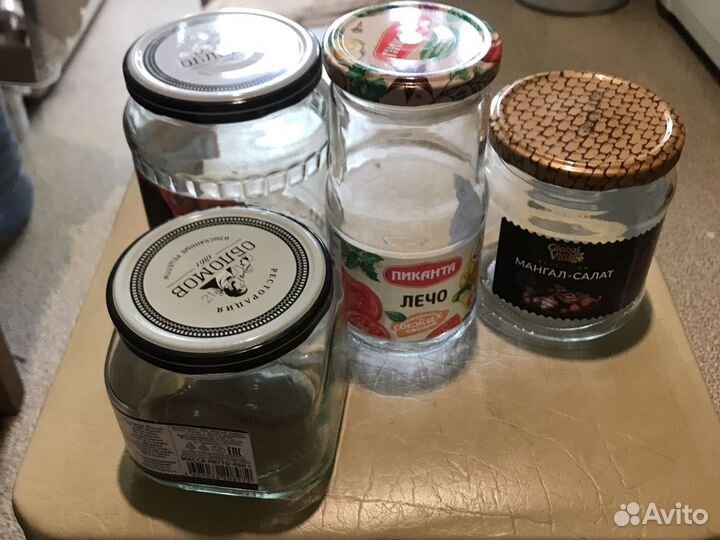 Отдам бесплатно банки консервные с крышкой и без