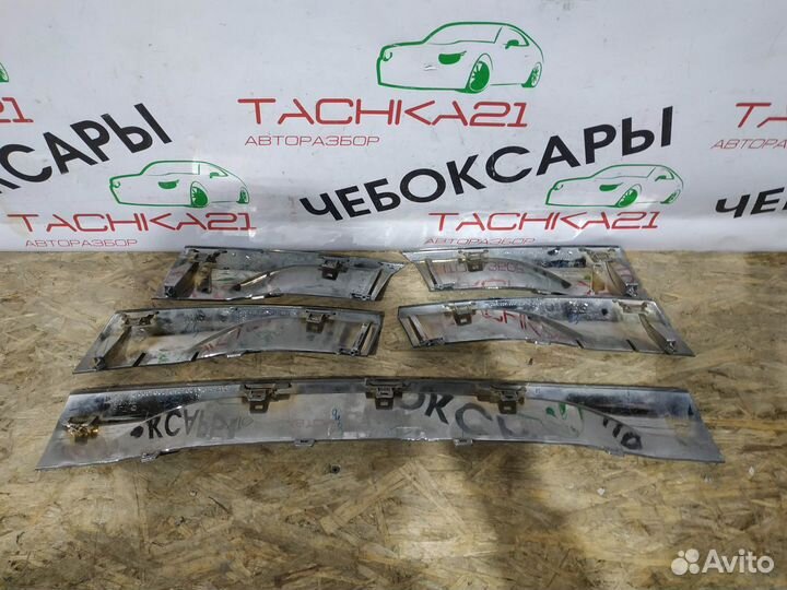 Xром решетки радиатора toyota Fortuner 2 (2015)