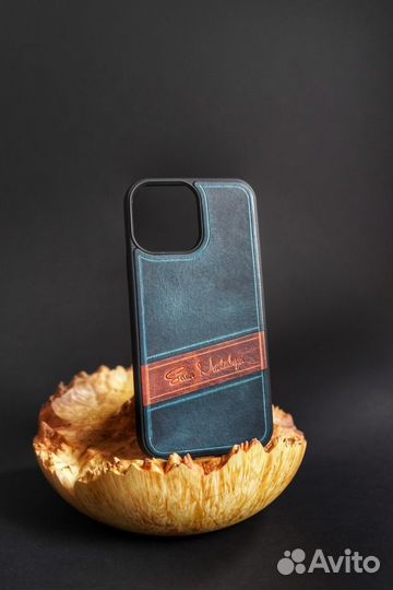 Кожаный чехол на iPhone 12, 13, 14